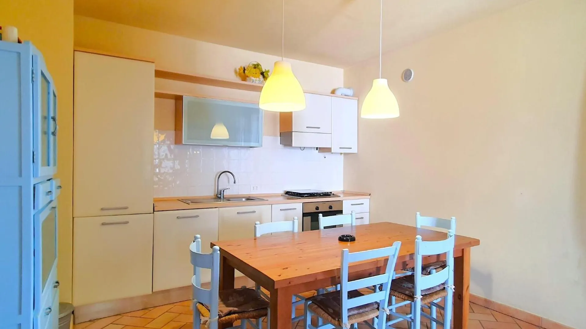Apartment Property In San Vincenzo
