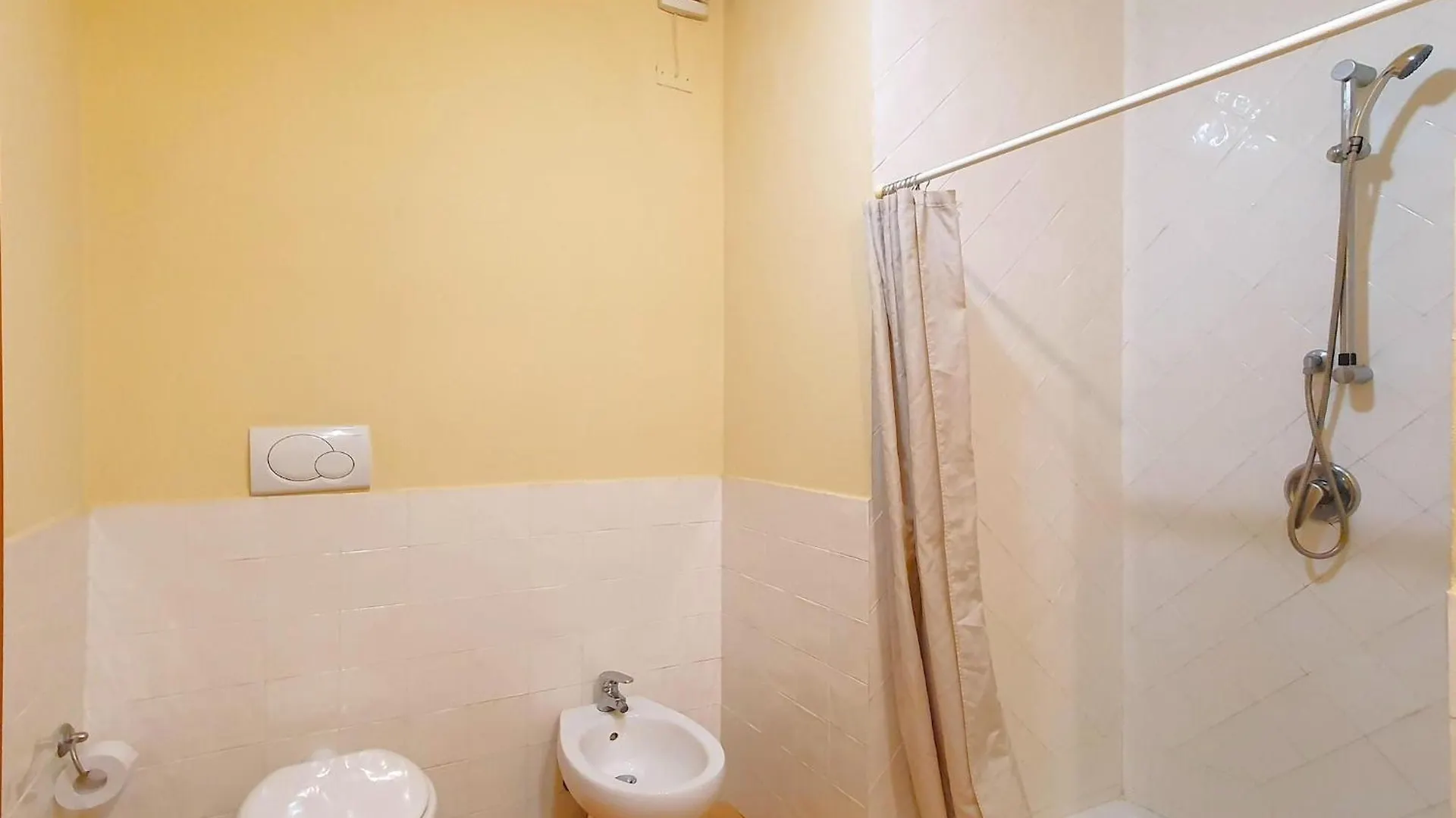 Property In San Vincenzo 0*,  Italy