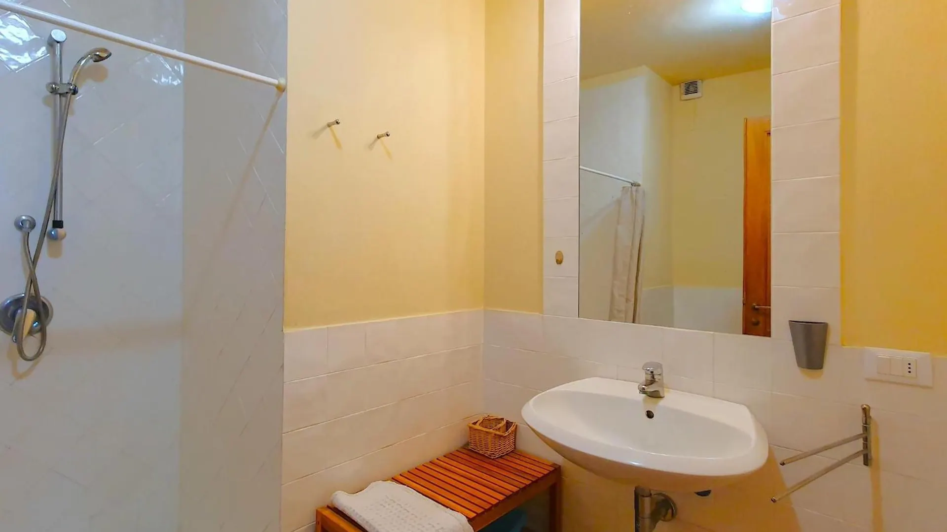 Property In San Vincenzo Italy