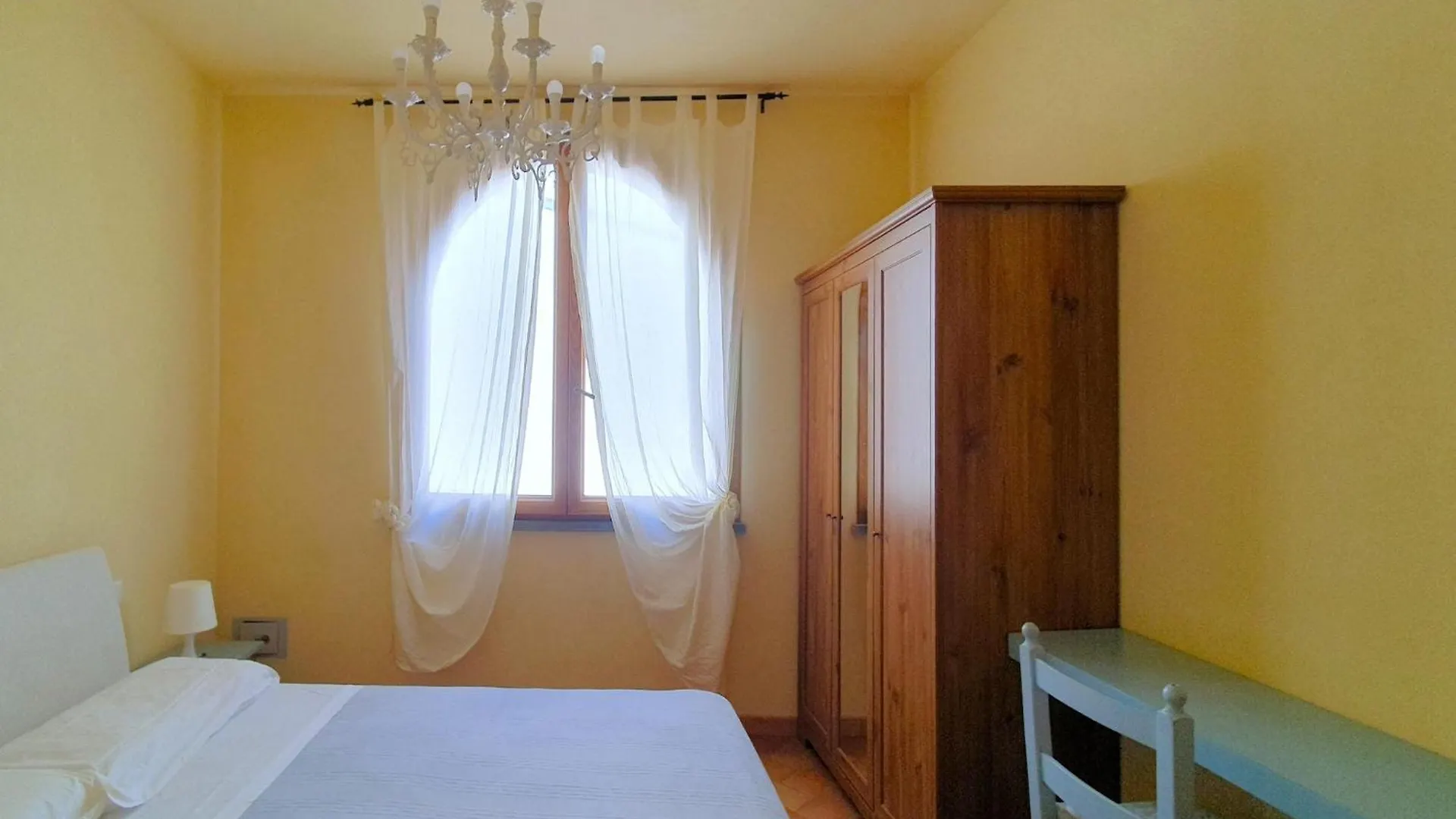 Property In San Vincenzo 0*,  Italy