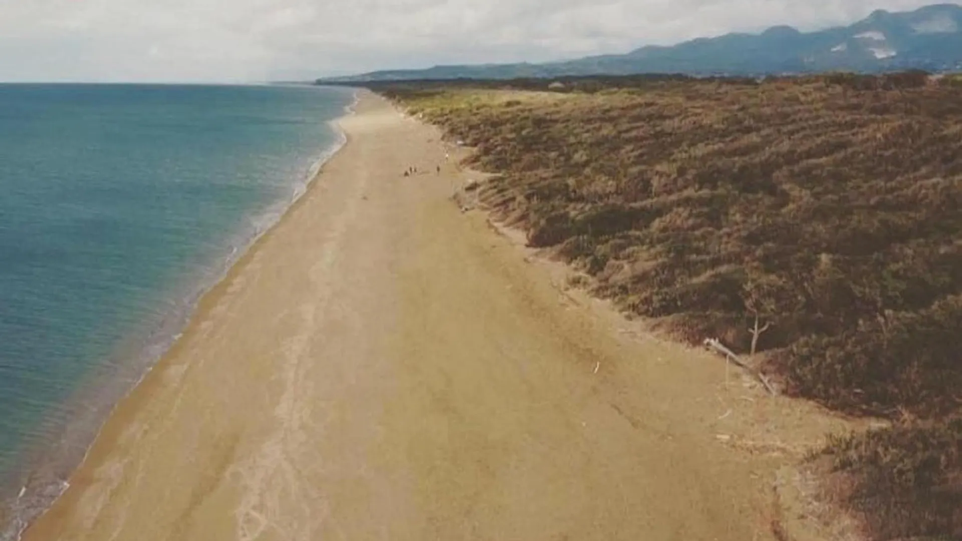Property In San Vincenzo 0*,